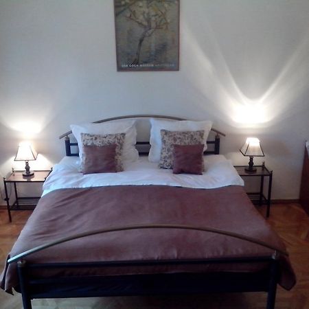 Classic Hotel Tbilisi Esterno foto