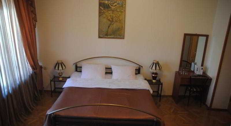 Classic Hotel Tbilisi Esterno foto